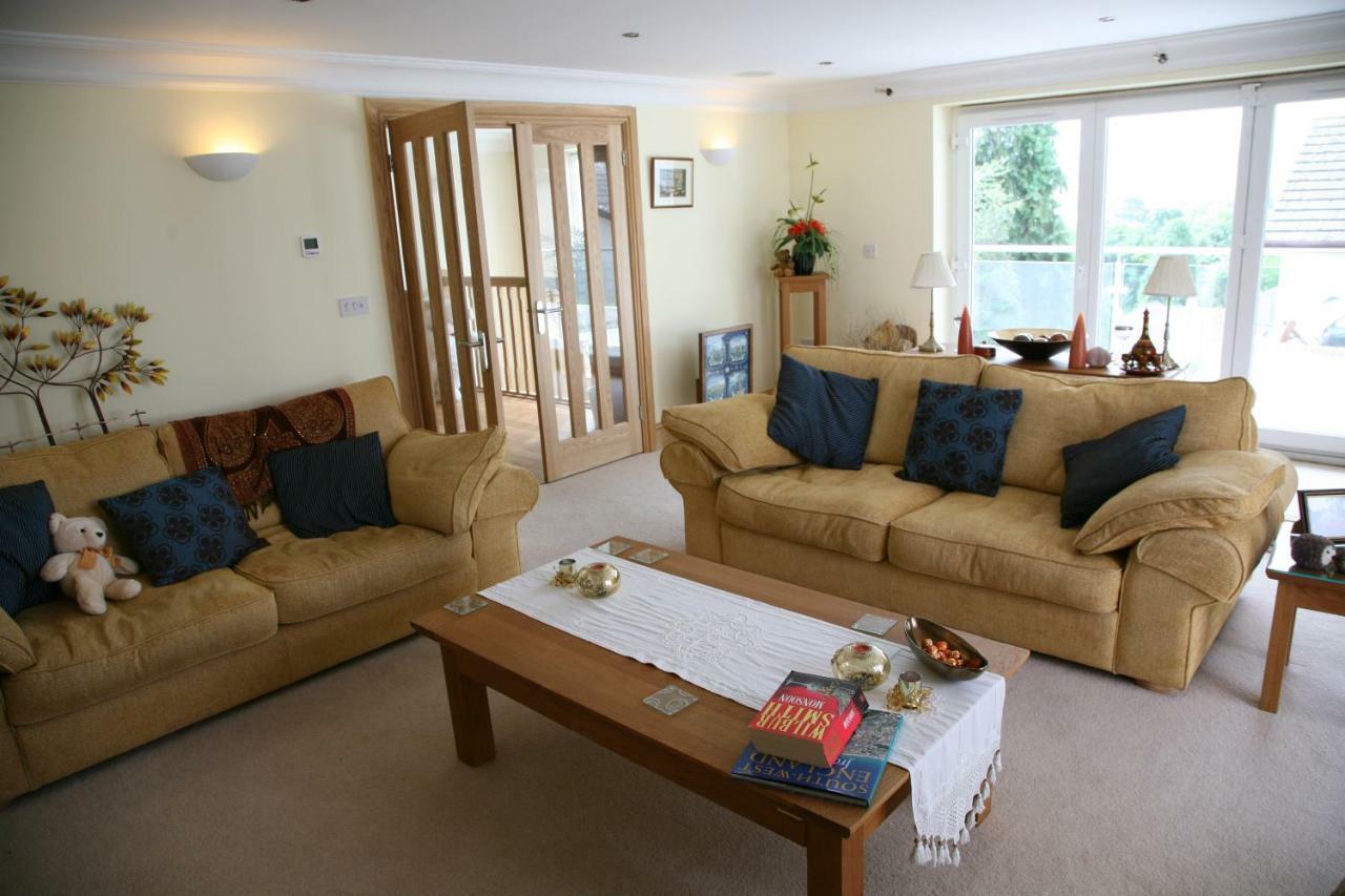 Stoke Gabriel Lodgings Bed & Breakfast ทอตเนส ภายนอก รูปภาพ