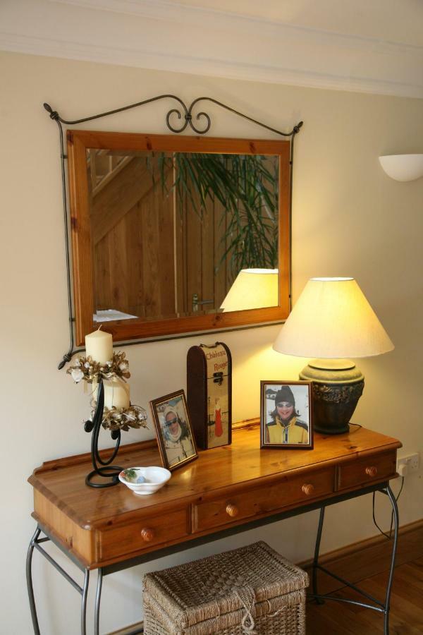 Stoke Gabriel Lodgings Bed & Breakfast ทอตเนส ภายนอก รูปภาพ